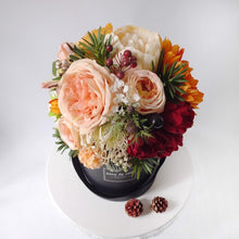 Load image into Gallery viewer, Love Lassie