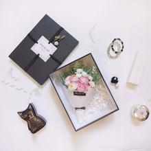 Load image into Gallery viewer, Charming Lila
