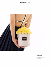 Load image into Gallery viewer, Saphron
